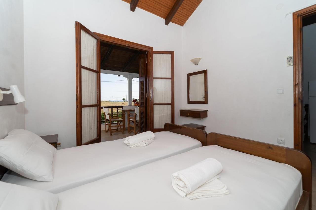 Ilias Apartments 메토니 외부 사진