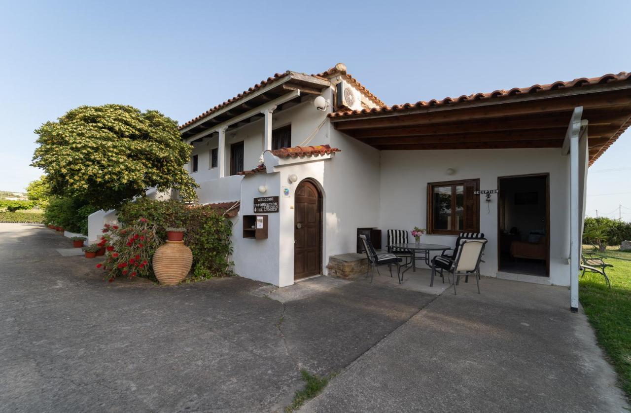 Ilias Apartments 메토니 외부 사진