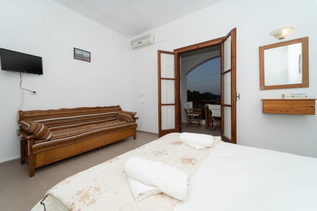 Ilias Apartments 메토니 외부 사진