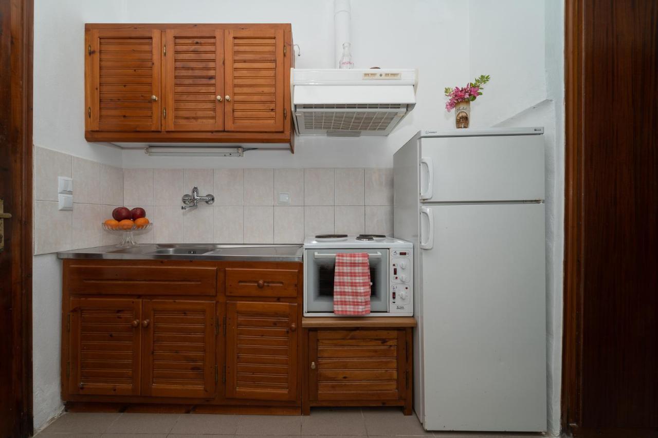 Ilias Apartments 메토니 외부 사진
