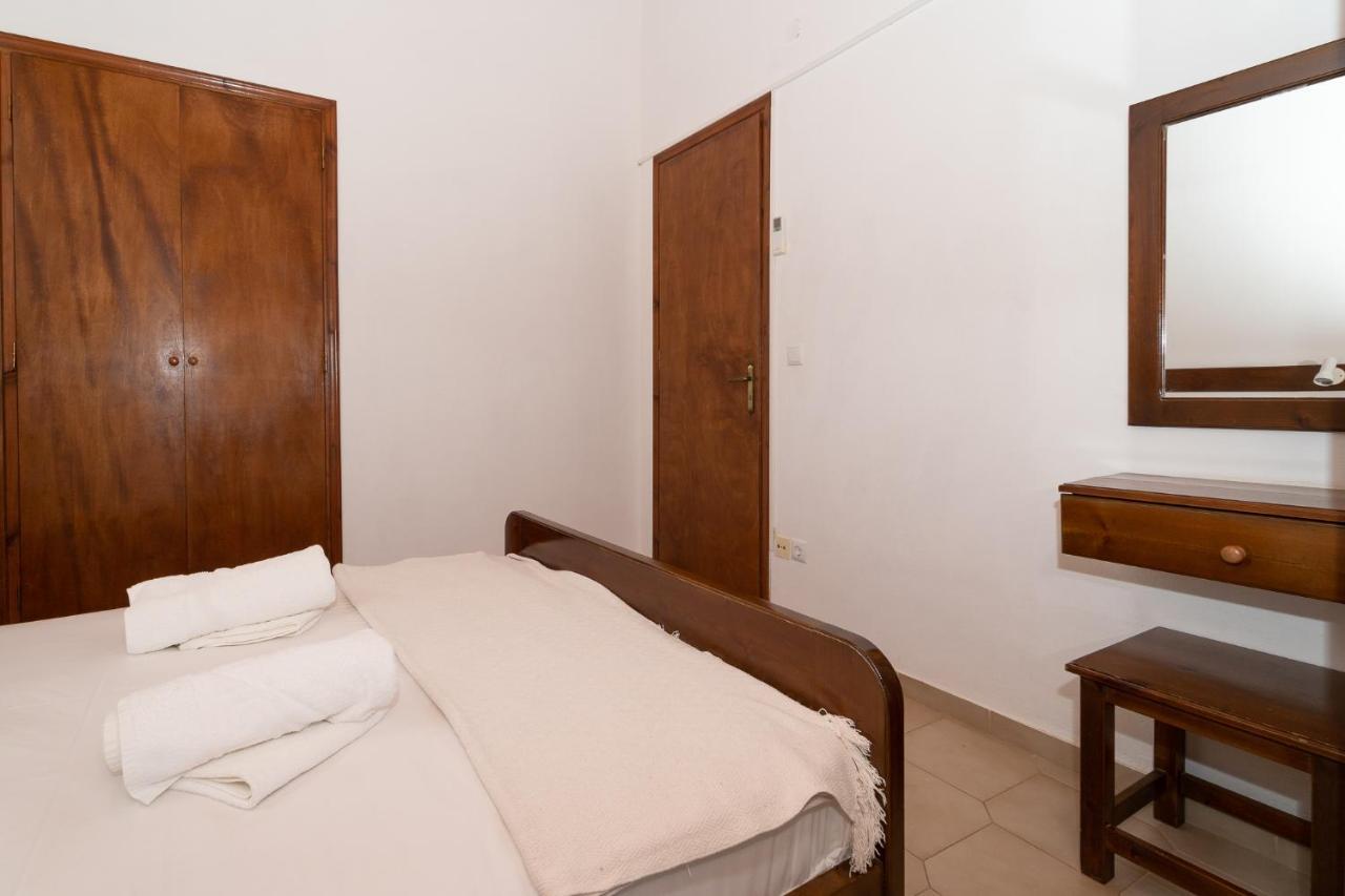 Ilias Apartments 메토니 외부 사진